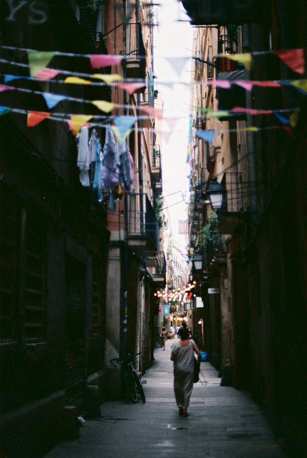 BCN33